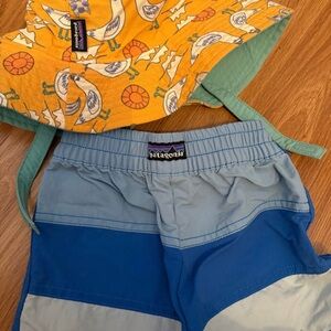 12-18m bundle Patagonia Kids Blue and Gray Bottoms